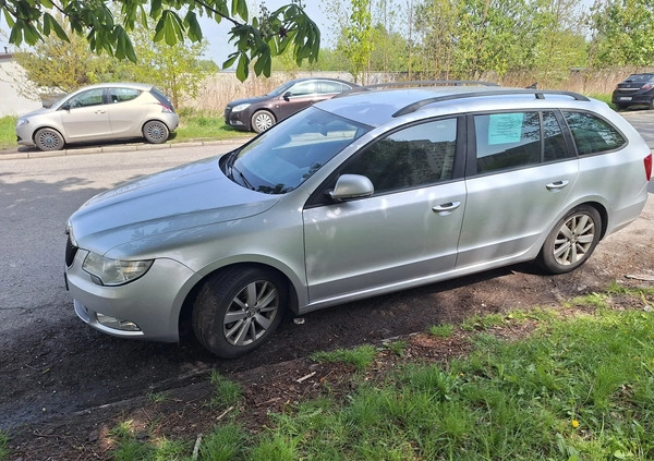 Skoda Superb cena 24000 przebieg: 254400, rok produkcji 2011 z Zabrze małe 16